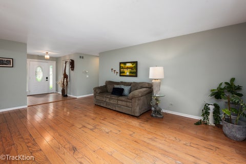 Tiny photo for 743 Franklin Street, Westmont, IL 60559 (MLS # 12738970)