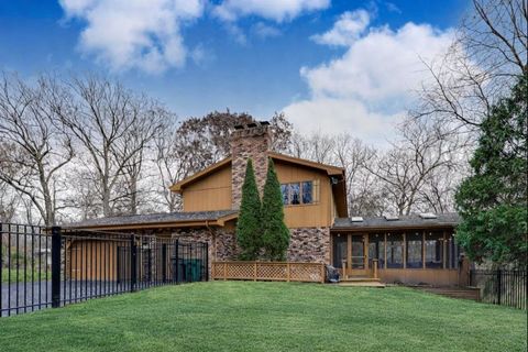 Tiny photo for 14660 SILVER LAKE Drive, Orland Park, IL 60462 (MLS # 12550175)