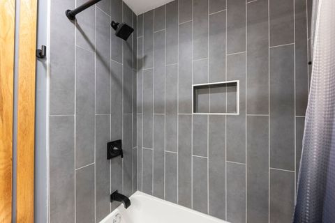 Tiny photo for 884 QUIN Court #201, Naperville, IL 60563 (MLS # 12611453)