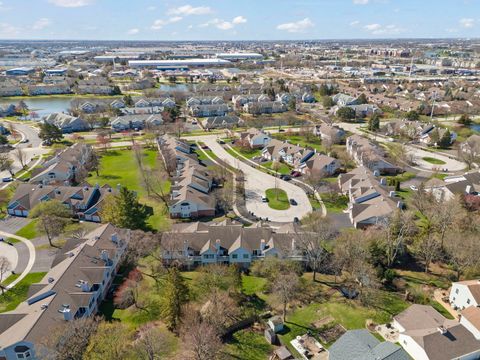 Tiny photo for 884 QUIN Court #201, Naperville, IL 60563 (MLS # 12611453)