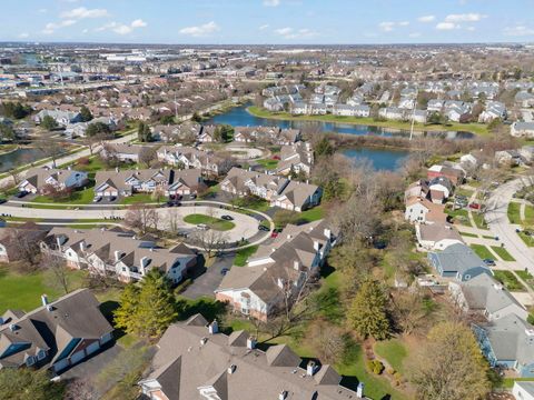 Tiny photo for 884 QUIN Court #201, Naperville, IL 60563 (MLS # 12611453)