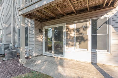Tiny photo for 263 Doral Court #1, Elk Grove Village, IL 60007 (MLS # 12486692)