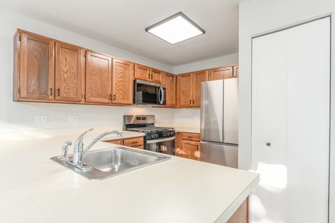 Tiny photo for 263 Doral Court #1, Elk Grove Village, IL 60007 (MLS # 12486692)