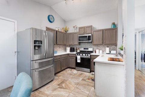 Tiny photo for 417 TRAVELAIRE Avenue, Naperville, IL 60565 (MLS # 12684693)