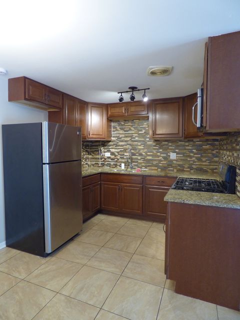 Tiny photo for 1321 Yarmouth Court, Schaumburg, IL 60193 (MLS # 12482059)