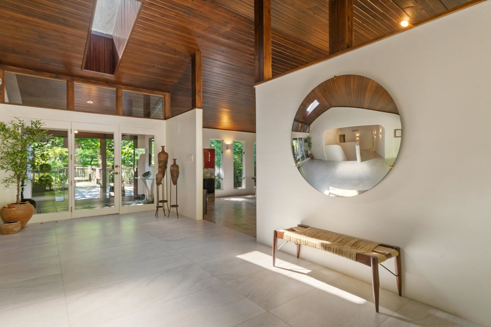 106 Oak Ridge Drive