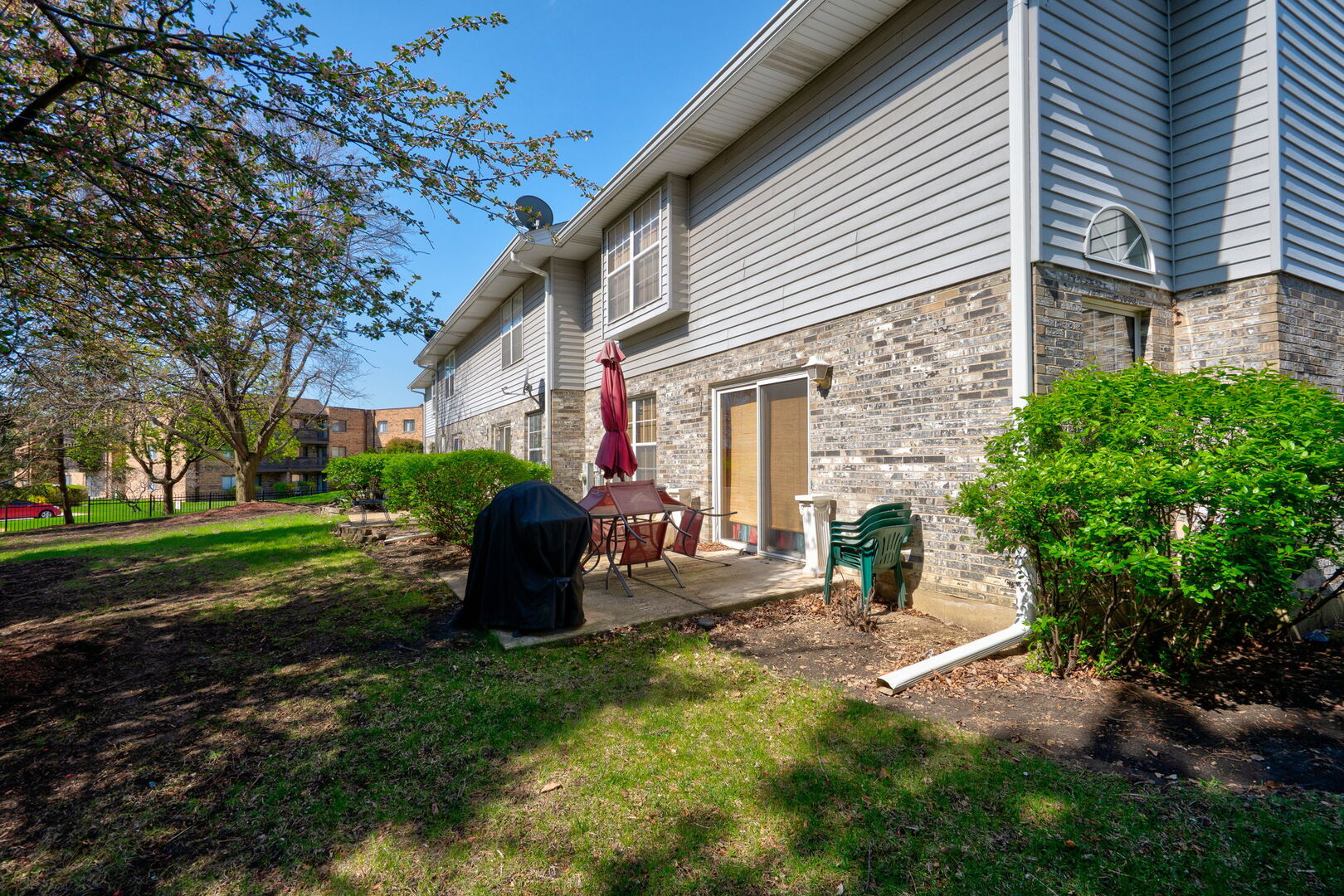 667 Tamarac Boulevard
