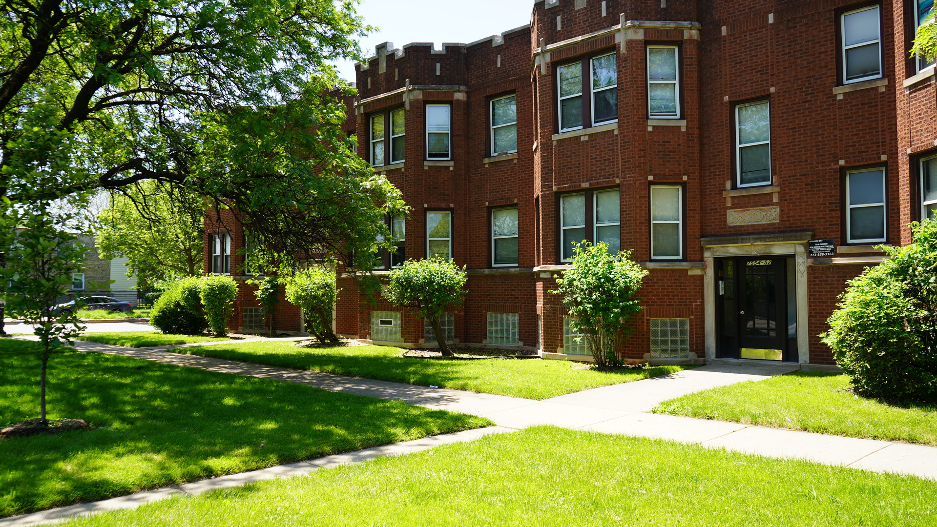 7552 S Lafayette Avenue
