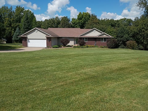 Photo of 15322 20th Street Court W, Milan, IL 61264 (MLS # 12758918)