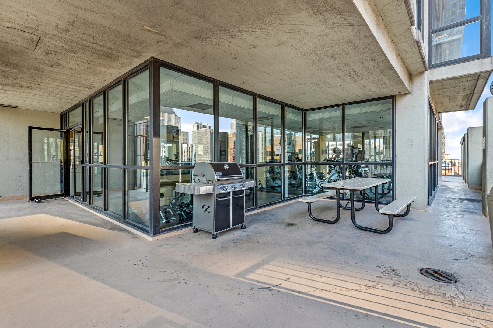 1122 N Clark Street 2510
