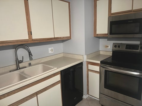 Tiny photo for 1122 N Clark Street #2510, Chicago, IL 60610 (MLS # 12761543)