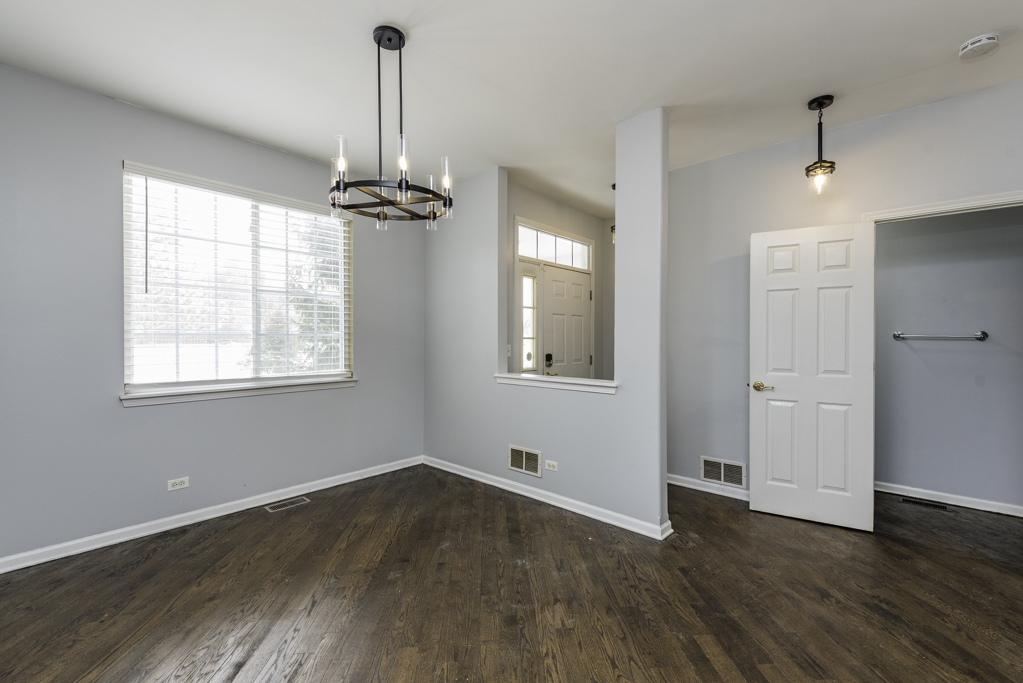 367 N Carlisle Court