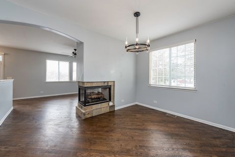 Tiny photo for 367 N Carlisle Court, Round Lake, IL 60073 (MLS # 12546305)