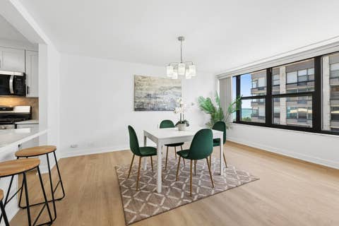 Tiny photo for 5801 N SHERIDAN Road #20E, Chicago, IL 60660 (MLS # 12733149)