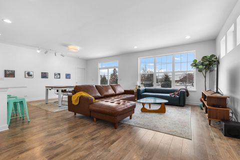 Tiny photo for 775 W Fairway Drive, Addison, IL 60101 (MLS # 12633486)