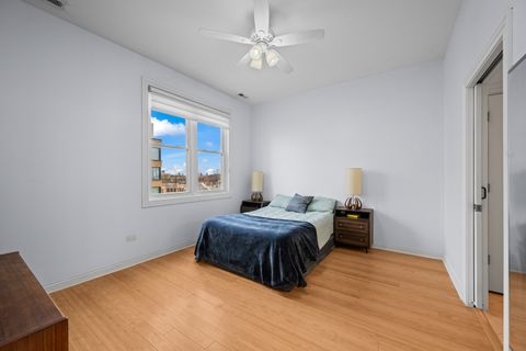 Tiny photo for 4700 N WESTERN Avenue #4B, Chicago, IL 60625 (MLS # 12516189)