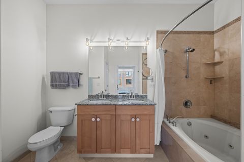 Tiny photo for 4700 N WESTERN Avenue #4B, Chicago, IL 60625 (MLS # 12516189)