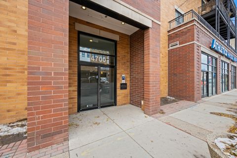 4700 N WESTERN Avenue 4B Chicago IL 60625