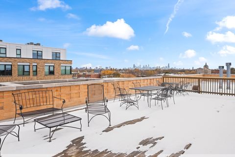 Tiny photo for 4700 N WESTERN Avenue #4B, Chicago, IL 60625 (MLS # 12516189)