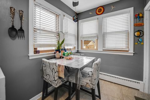 Tiny photo for 10505 S Whipple Street, Chicago, IL 60655 (MLS # 12554253)