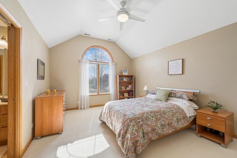 Tiny photo for Crystal Lake, IL 60014 (MLS # 12599089)