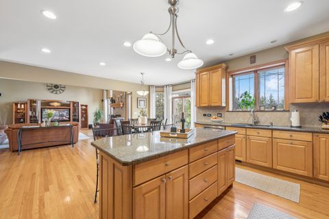 Tiny photo for Crystal Lake, IL 60014 (MLS # 12599089)