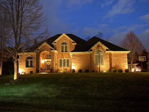 Tiny photo for Crystal Lake, IL 60014 (MLS # 12599089)