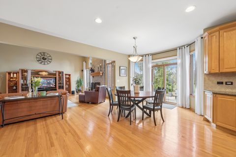 Tiny photo for Crystal Lake, IL 60014 (MLS # 12599089)