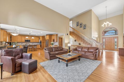 Tiny photo for Crystal Lake, IL 60014 (MLS # 12599089)