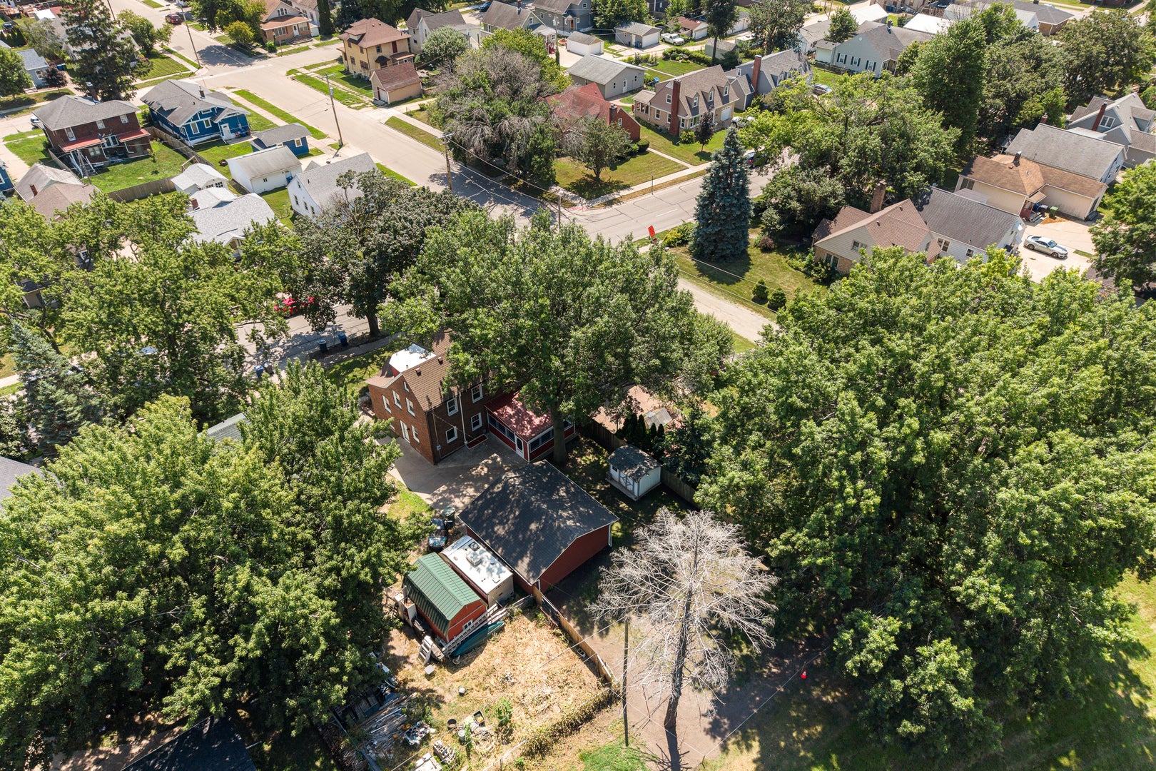 806 N 4th Street