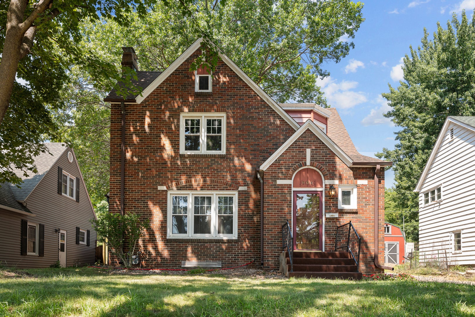 806 N 4th Street