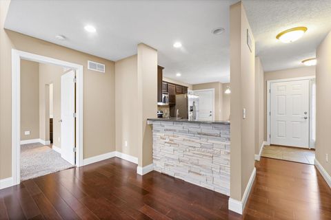 Tiny photo for 2521 Pembrook Point, Champaign, IL 61821 (MLS # 12521413)