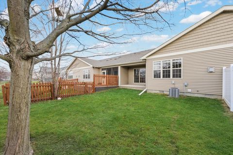 Tiny photo for 2521 Pembrook Point, Champaign, IL 61821 (MLS # 12521413)