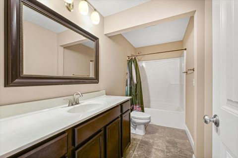 Tiny photo for 2521 Pembrook Point, Champaign, IL 61821 (MLS # 12521413)