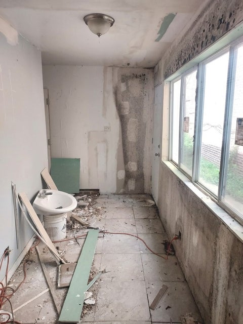 Tiny photo for 7829 S South Shore Drive #H, Chicago, IL 60649 (MLS # 12794945)