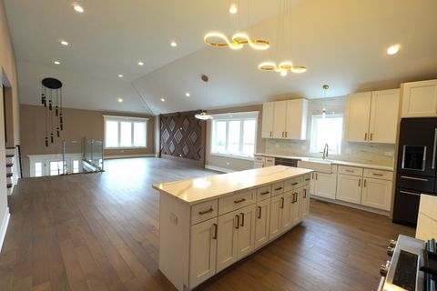 Tiny photo for 9615 S California Avenue, Evergreen Park, IL 60805 (MLS # 12603074)