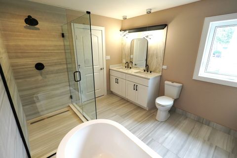 Tiny photo for 9615 S California Avenue, Evergreen Park, IL 60805 (MLS # 12603074)