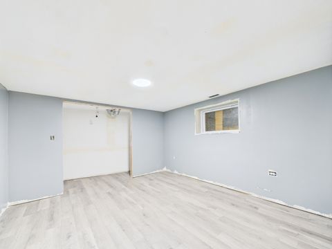 Tiny photo for 8015 S Paxton Avenue, Chicago, IL 60617 (MLS # 12491975)