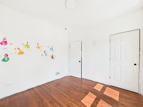 Tiny photo for 8015 S Paxton Avenue, Chicago, IL 60617 (MLS # 12491975)