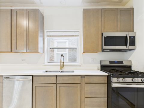 Tiny photo for 8015 S Paxton Avenue, Chicago, IL 60617 (MLS # 12491975)
