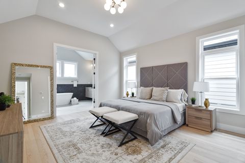 Tiny photo for 1719 W Foster Avenue, Chicago, IL 60640 (MLS # 12406971)