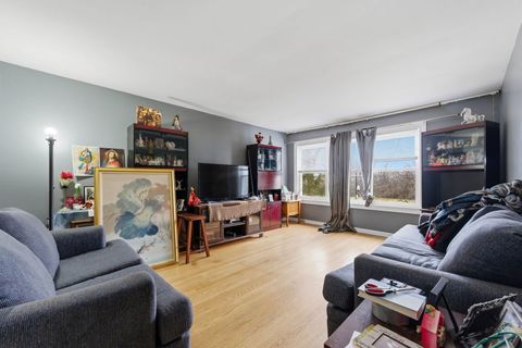 Tiny photo for 6211 N Kedzie Avenue #2S, Chicago, IL 60659 (MLS # 12606974)