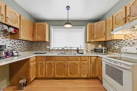 Tiny photo for 6211 N Kedzie Avenue #2S, Chicago, IL 60659 (MLS # 12606974)