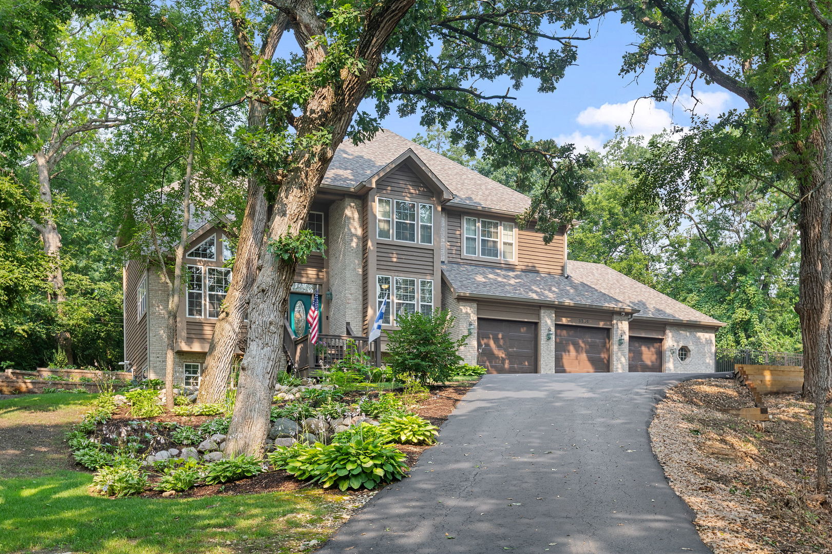 3214 Chelmsford Drive