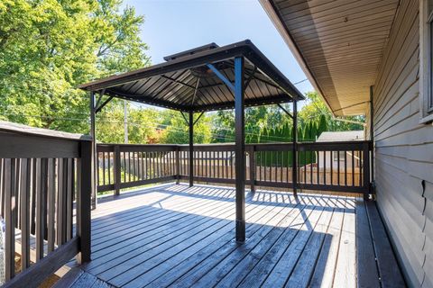 Tiny photo for 1311 Dogwood Lane, Bloomington, IL 61704 (MLS # 12488389)