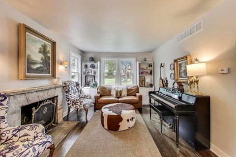 Tiny photo for 201 George Street, Barrington, IL 60010 (MLS # 12450518)