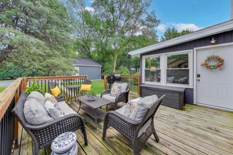 Tiny photo for 201 George Street, Barrington, IL 60010 (MLS # 12450518)