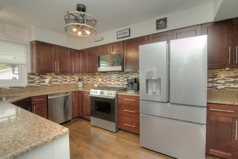 Tiny photo for 421 Burke Drive, Carol Stream, IL 60188 (MLS # 12619680)