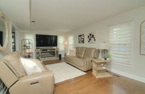 Tiny photo for 421 Burke Drive, Carol Stream, IL 60188 (MLS # 12619680)