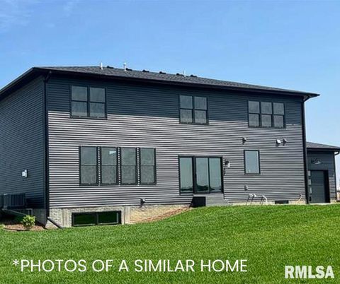 Tiny photo for 6414 Pelican Street, Bettendorf, IA 52722 (MLS # QC4268792)